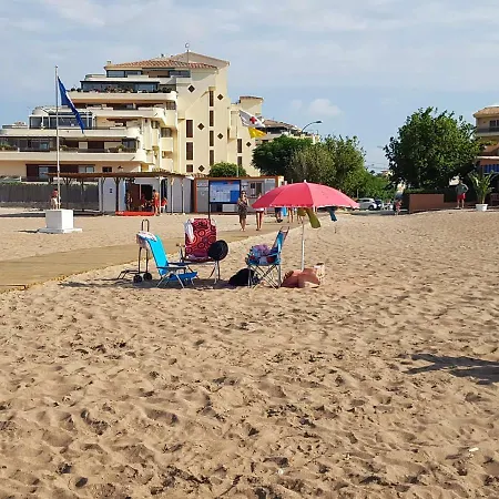 Apartment Denia: 1ere Ligne De Plage Tout Confort