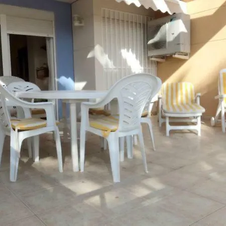 Denia: 1ere Ligne De Plage Tout Confort Апартаменты Дения